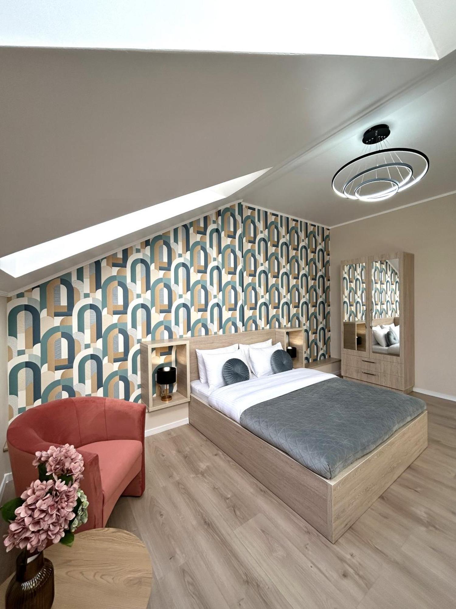 Modern Apartment In The City Center ลวีฟ ภายนอก รูปภาพ